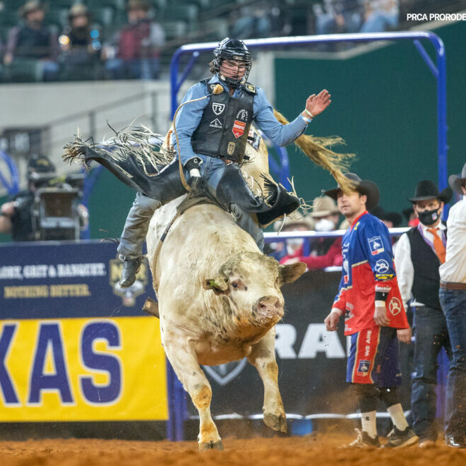 2020NFR_R03_BR_Colten Fritzlan_208 Angel's Landing_ Bar T Rodeo_Guardipee-3 (1)